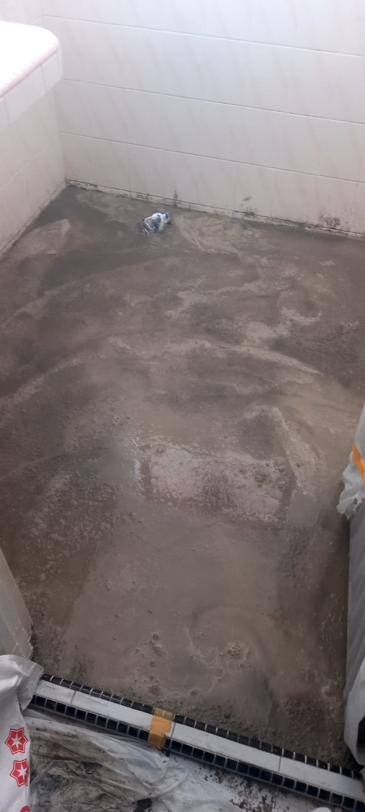 Professional Floor Tiles Replacement Service in Singapore – Fast, Clean & Affordable